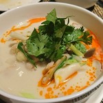 Asian kitchen LUNA - 鶏肉ココナッツミルクスープ