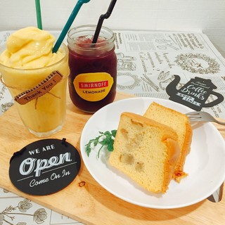 トーマスカフェ_2