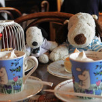 そしてボキらが注文したのはこちら！
          
          ＜ココアとお菓子のペアメニュー＞
          バーディホットココアorバーディアイスココア
          好きなお菓子とペアで1100円
          