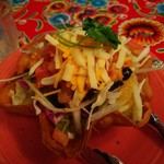 ラ セスタ - タコサラダ(チキン)　1050円