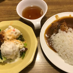 Biggu Boi - カレー、サラダ、スープが食べ放題
