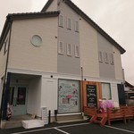 シュクリエ - 外観