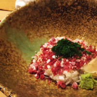 肉懐石　紬 - 十勝牛の牛とろ丼。大層な器で出てきます。落としたらやばいから普通の丼のように片手で持ち上げてかっ込むのはやめよう。
