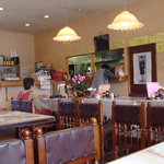 和佳 - マダム談笑中(；一_一)