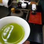 老舗あづみ - 別のお茶も試飲