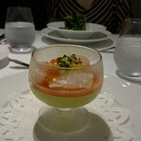ピヴォワーヌ - アボガドの茶碗蒸しのような前菜