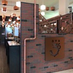 BAR36 Live Lounge - The Reef Hotel Casino 1階にある「BAR36 Live Lounge」