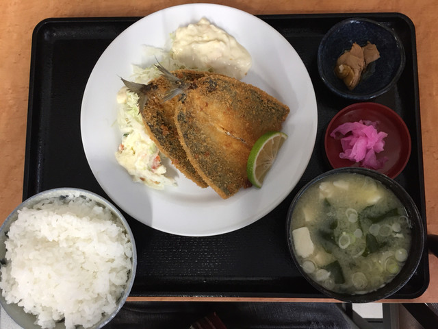 アジフライ定食 750円 By ザウ 市場食堂 城南店 いづろ通 定食 食堂 食べログ