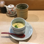 豊鮨 - ランチは茶碗蒸し付きです