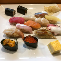 豊鮨 - 握り12貫1,000円