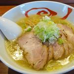 鶏にぼしチャーシュー塩らーめん