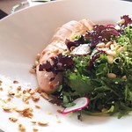 JJ Royal Brasserie - 1709_JJ Royal Brasserie(LOTTE Shopping Avenue_Chichen Sesame salad@75,000Rp(蒸し鶏とゴマのサラダ)