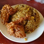 大衆中遊華食堂 八戒 - カレー炒飯＋唐揚げ