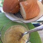 Ichi Ni San Kafe - 塩パン(3人分です)、スープ