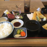 とこよだ - Bランチ（天麩羅・刺身）990円