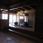 五十鈴茶屋 - 座敷から庭園が眺められます(2011/03/02)