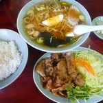 龍亭 - ラーメン定食６５０円