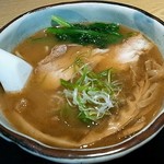 ハナヤマZ - 鯛と飛魚(アゴ)だしの醤油ラーメン