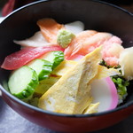 喜ぜん寿司 - ちらしランチ
