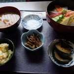 喜ぜん寿司 - ちらしランチセット