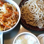 Teuchi Soba Hatsugai - かき揚げ丼定食 ￥950