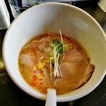 麺屋 號tetu - 鶏&魚介の中華SOBA（醤油）