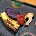 久遠の空 - 2017.10 野菜焼き（トランペットズッキーニ、紫大根、アイコトマト、椎茸）