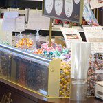 リンツ ショコラ ブティック＆カフェ - 