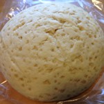 天然酵母・パン工房 みなみ風 - 特選メロンパン　210円