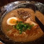 麺屋わっしょい - 豚骨黒醤油