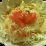 北の幸 釧路港 - いくら丼定食(中)(110g) 1200円 のサラダ