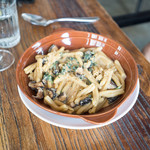Fish & Meat - ブランチコース390HKDからcasarecce pasta ポルチーニクリームとマッシュルームのパスタ　美味い