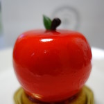 四季菓子の店 HIBIKA - 林檎ポム・ルージュ750円