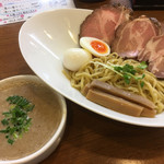 あいつのラーメン かたぐるま 本店 - 