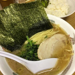 たかさご家 本店 - ラーメンとノリとライス