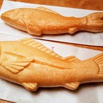 右城松風堂 - 小鮎最中100円 大鮎最中240円