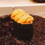 くろ﨑 - 2017.9.  北海道利尻産 馬糞海胆