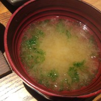 ダイナミックキッチン＆バー 響 中之島フェスティバルプラザ店 - アオサの味噌汁
