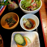 仙人小屋 - 鹿焼肉の小鉢など