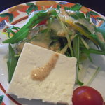 Hodaka Shokubou Ajisaikan - 豆腐サラダ