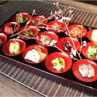 柚子屋旅館・一心居 - 御膳　春の朱盃盛り