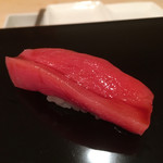 龍文支店 - 宮城県塩釜の本マグロ。赤身