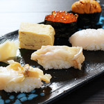 Assorted raw Sushi Otori (five pieces)