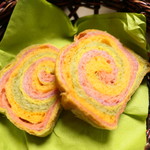 山ごぼう - 天然素材なのにカラフルなパン