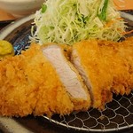 Tonkatsu Izumi - 大ロースカツ定食