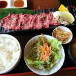 焼肉レストラン ピットイン - 上塩タン定食 1,400円