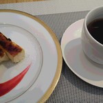 Dining&cafe Petit Pine - 