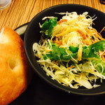 讃岐屋 - フォカッチャ・サラダ