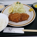 とんかつ佐助 - とんかつ定食。