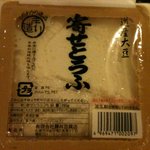 ポン酢と小ネギでもかけて食べたら最高の寄せ豆腐